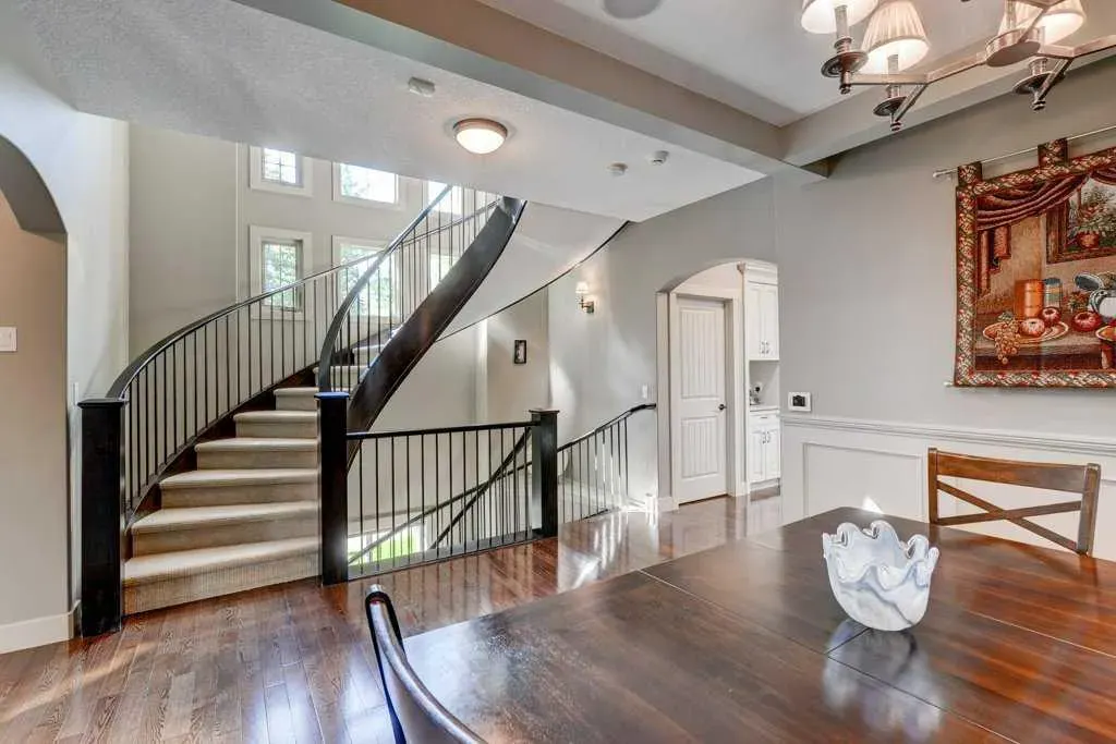 64 Aspen Meadows Green SW