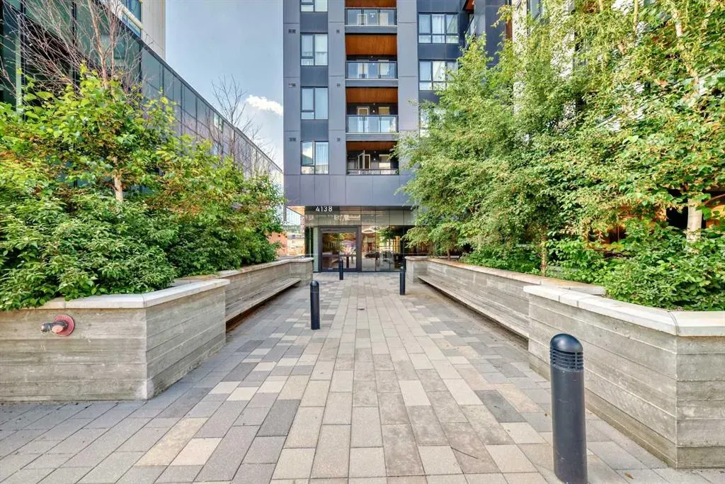 4138 University Avenue NW, #227