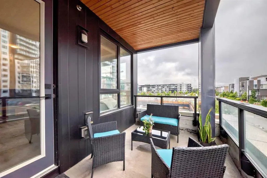 4138 University Avenue NW, #227