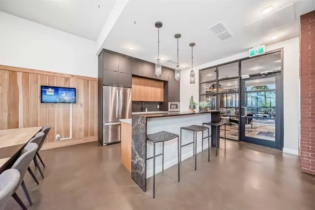4138 University Avenue NW, #227