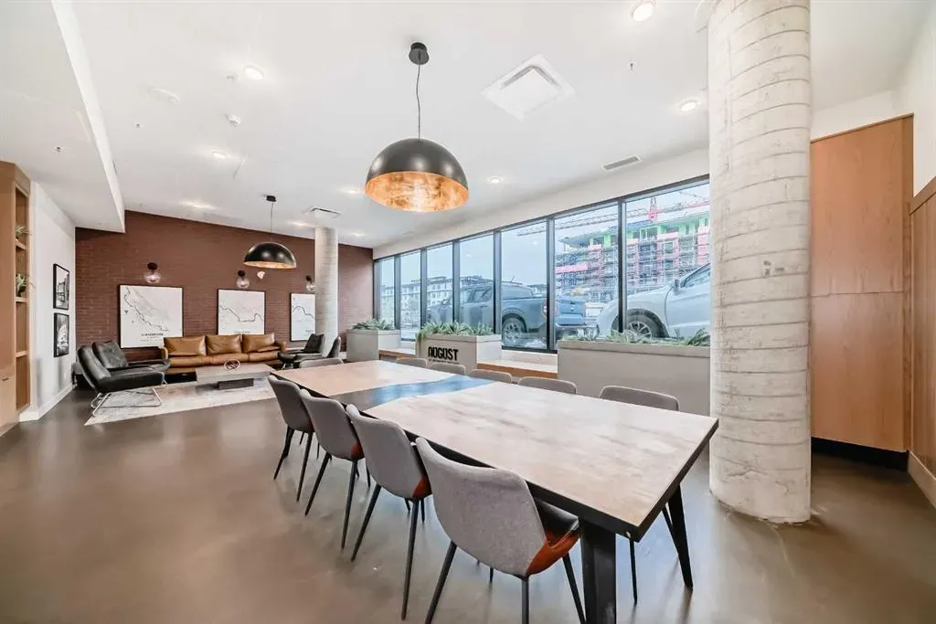 4138 University Avenue NW, #227