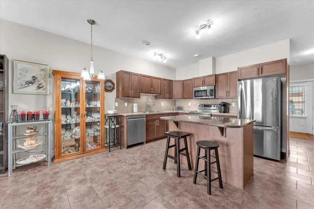 42 Sunrise Place NE