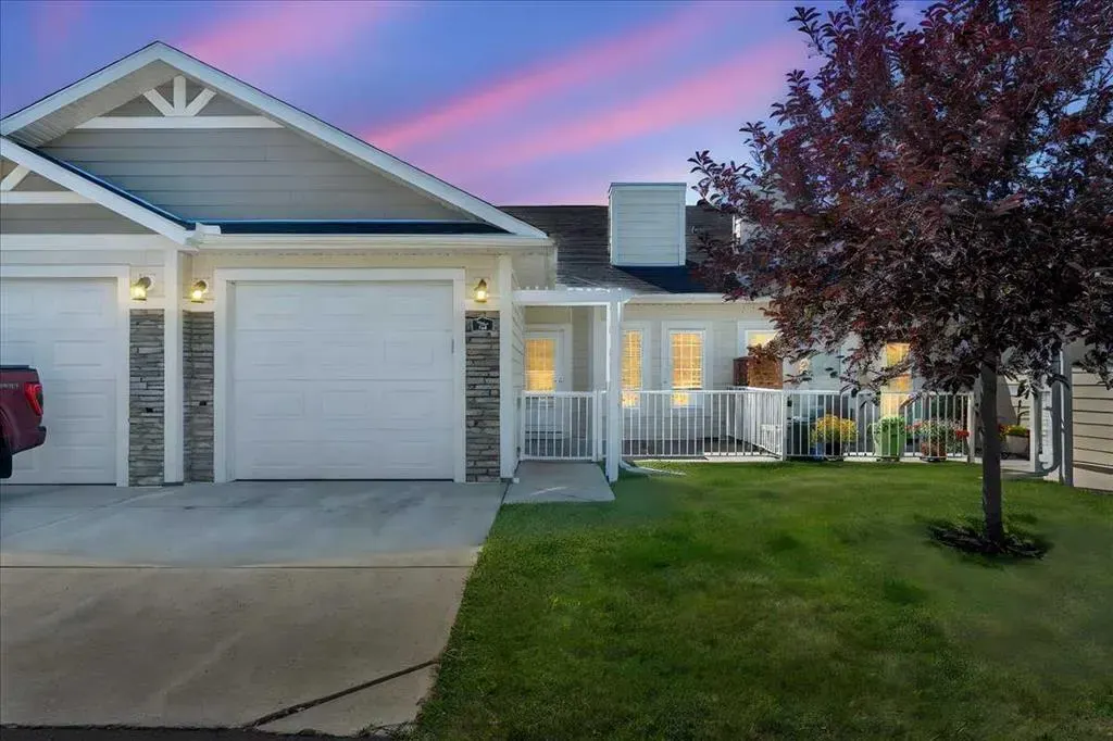 42 Sunrise Place NE