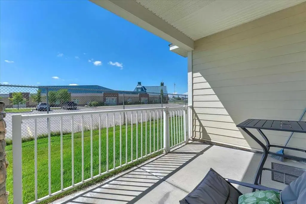 42 Sunrise Place NE