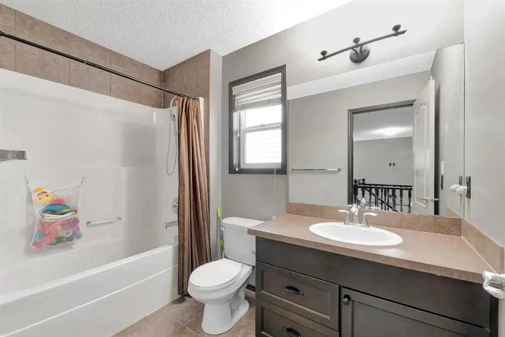 25 Evansview Manor NW