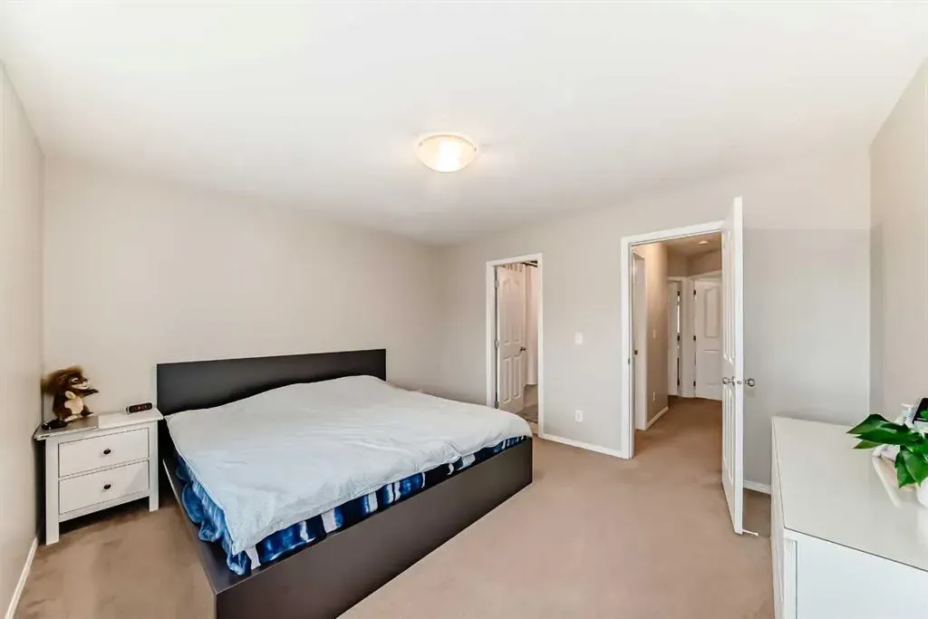 2066 Luxstone Boulevard SW, #402