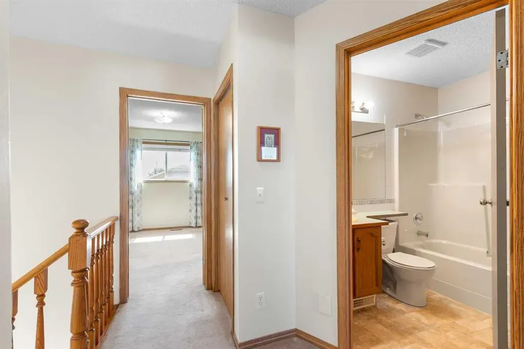 131 Tipping Close SE