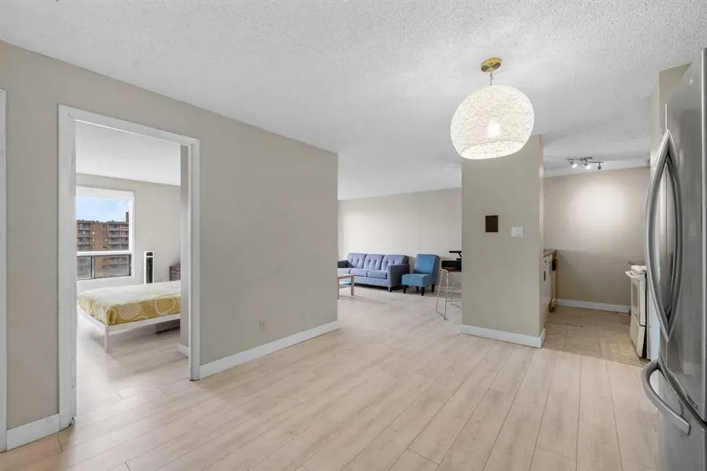 924 14 Avenue SW, #708