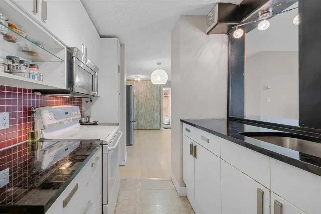 924 14 Avenue SW, #708