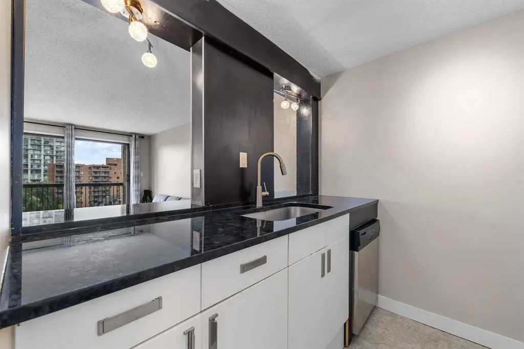 924 14 Avenue SW, #708