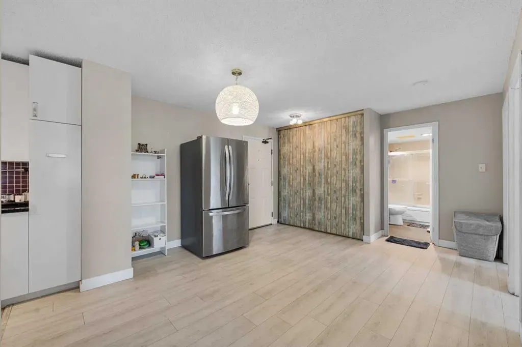 924 14 Avenue SW, #708