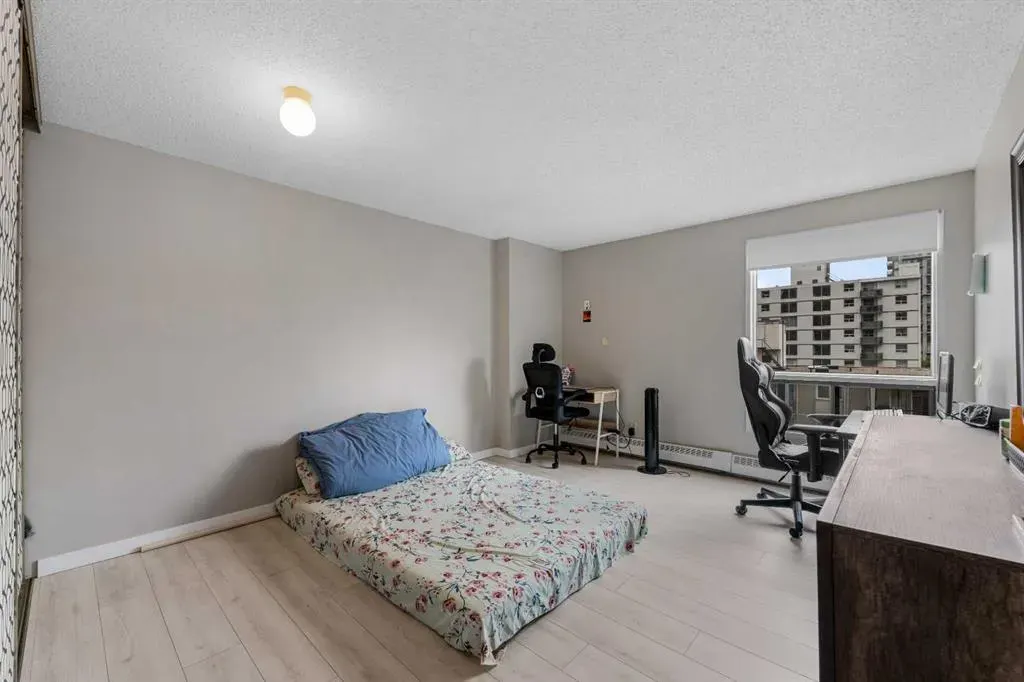 924 14 Avenue SW, #708