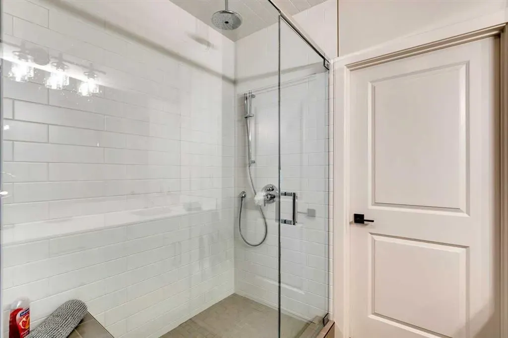 196 Emberside Hollow