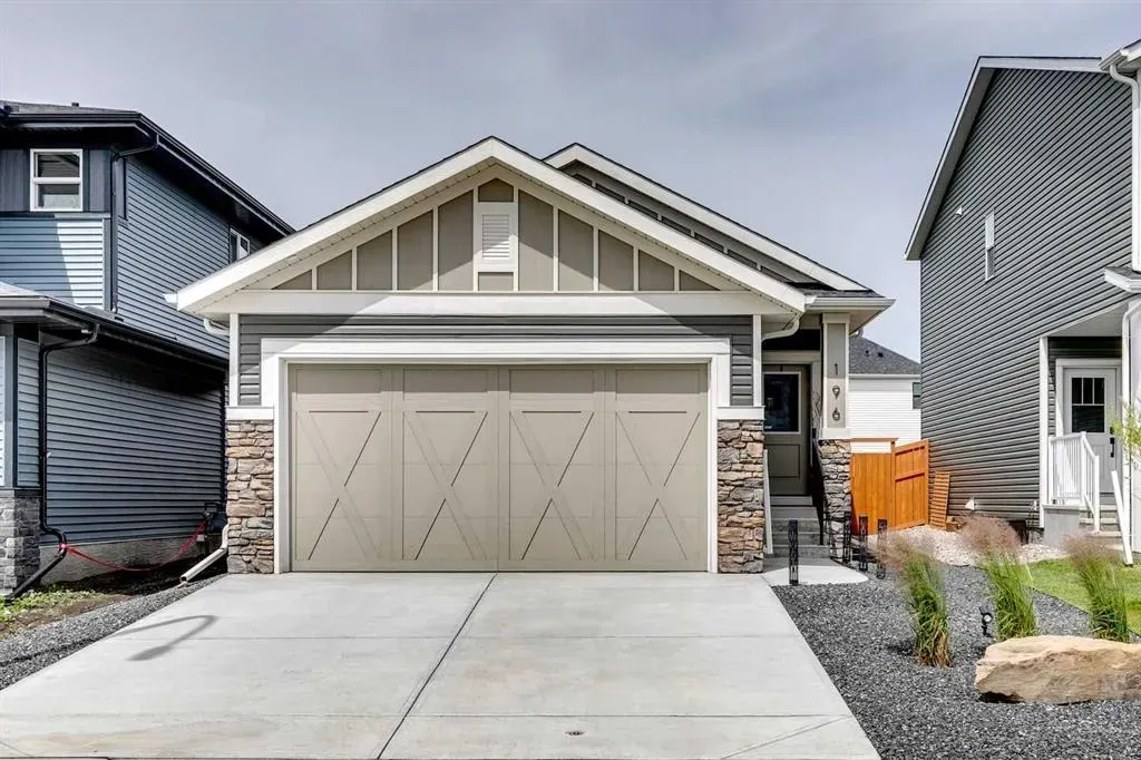 196 Emberside Hollow