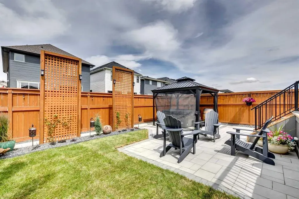 196 Emberside Hollow