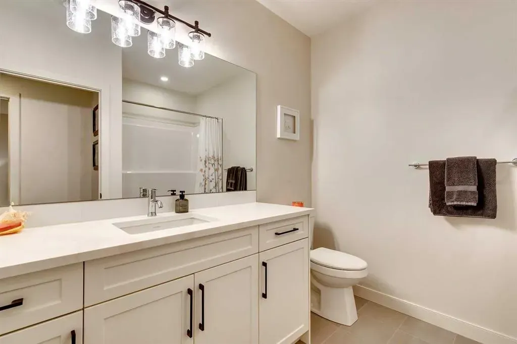 196 Emberside Hollow