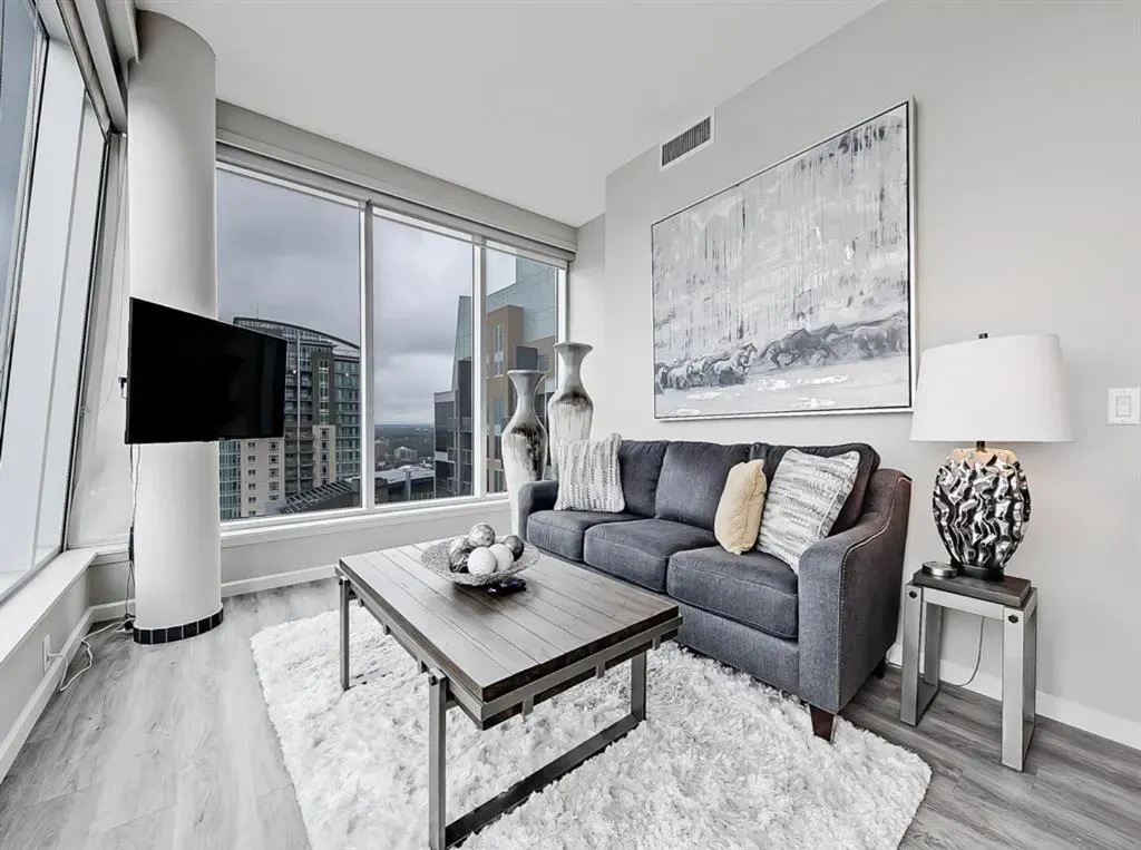 211 13 Avenue SE, #2906