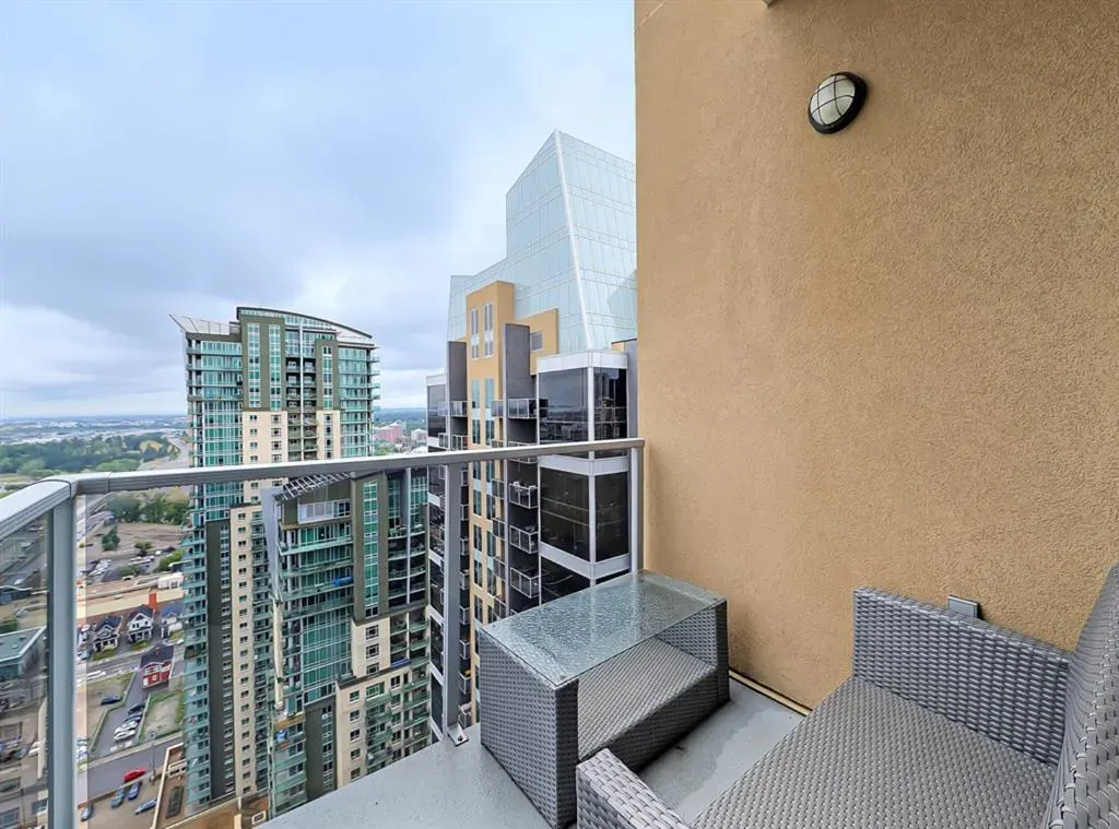 211 13 Avenue SE, #2906