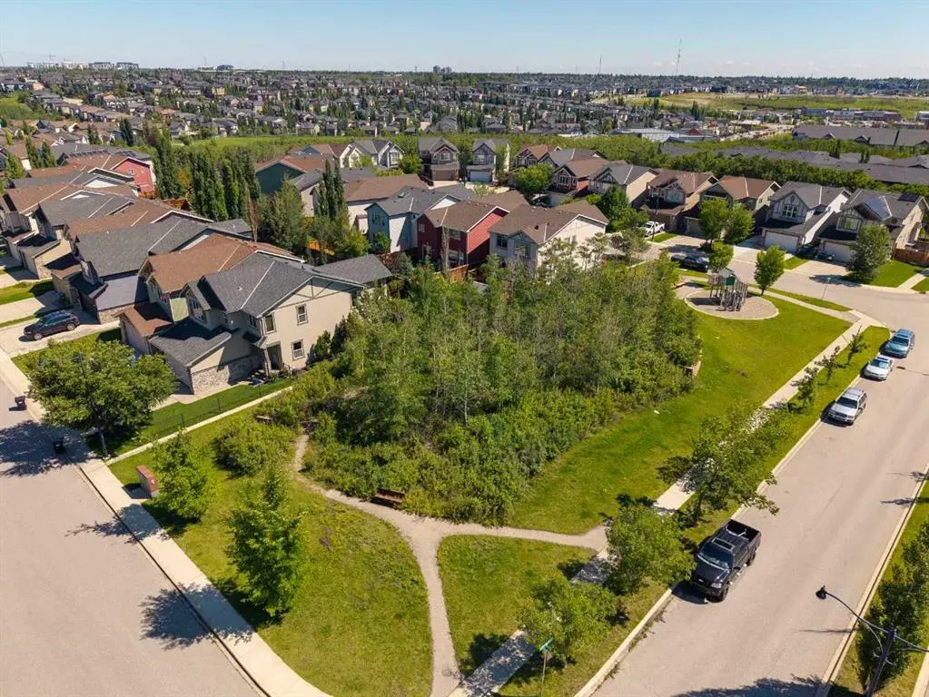 12 Aspen Hills Court SW