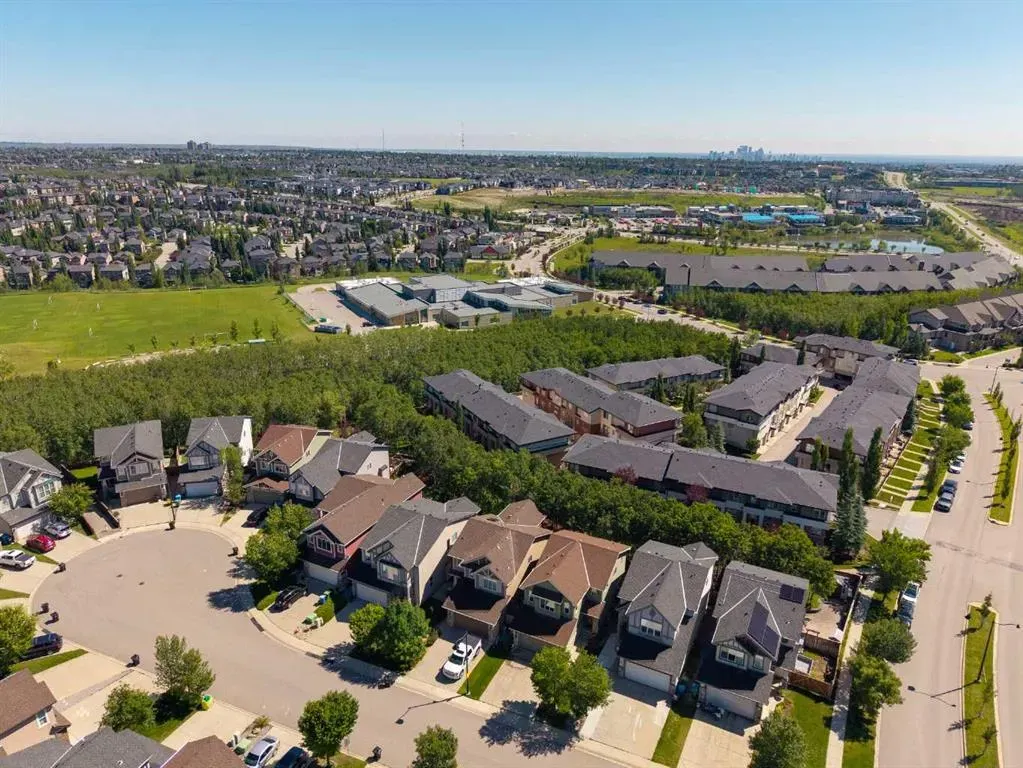 12 Aspen Hills Court SW