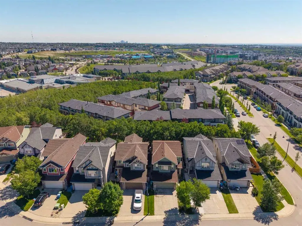 12 Aspen Hills Court SW