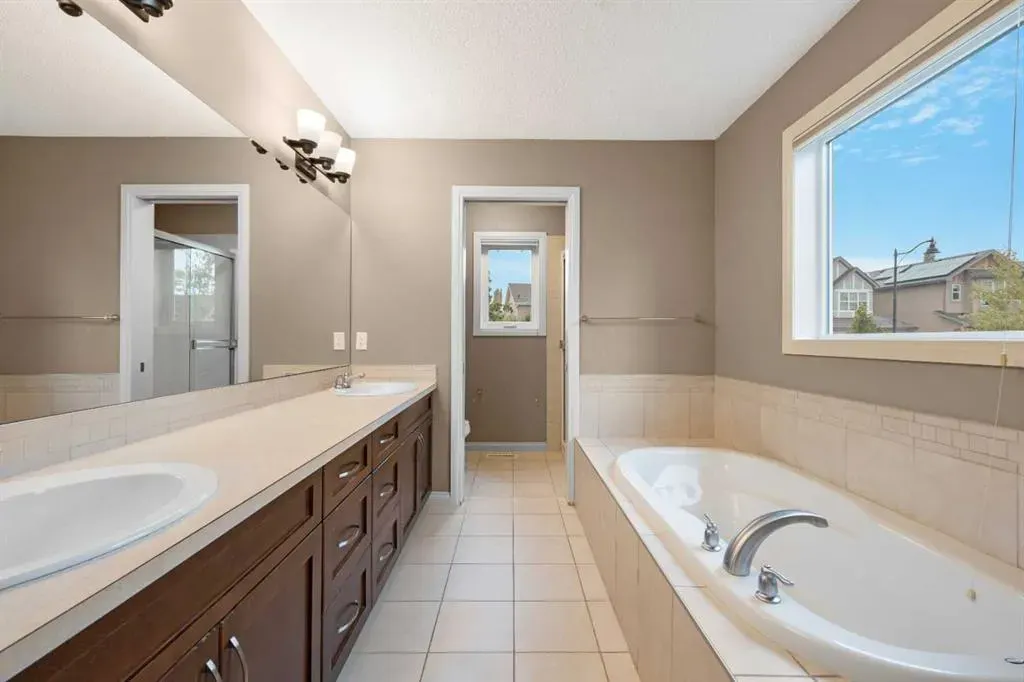18 Aspen Hills Manor SW