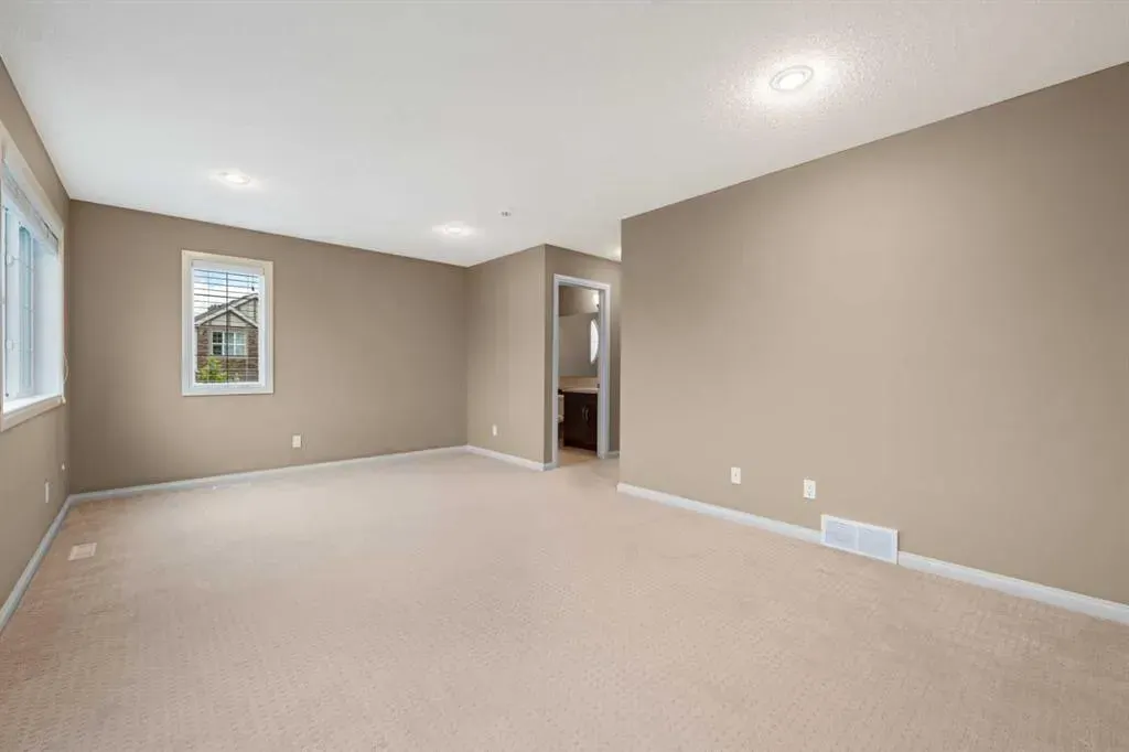 18 Aspen Hills Manor SW