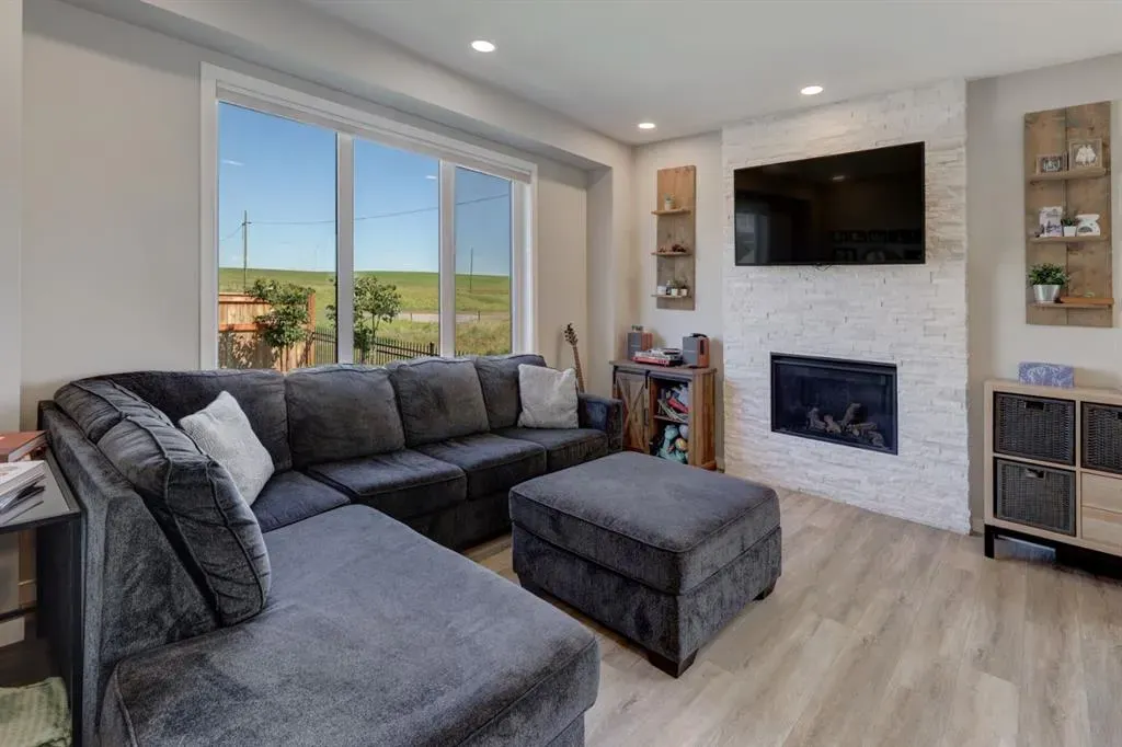 69 Sundown Avenue