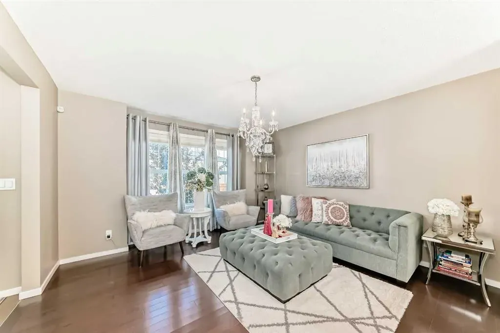 35 Nolanlake Cove NW