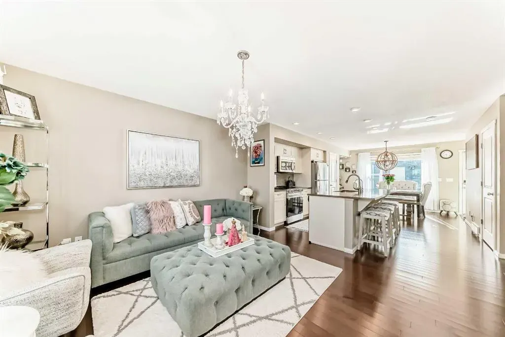 35 Nolanlake Cove NW