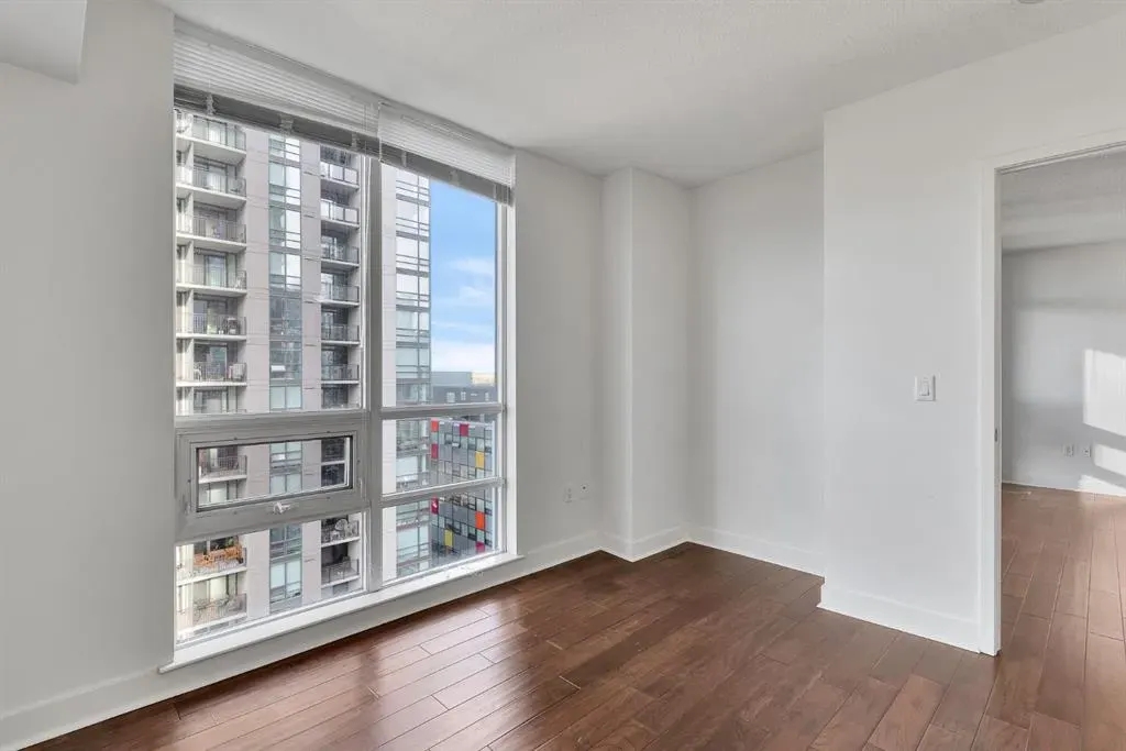 1118 12 Avenue SW, #901
