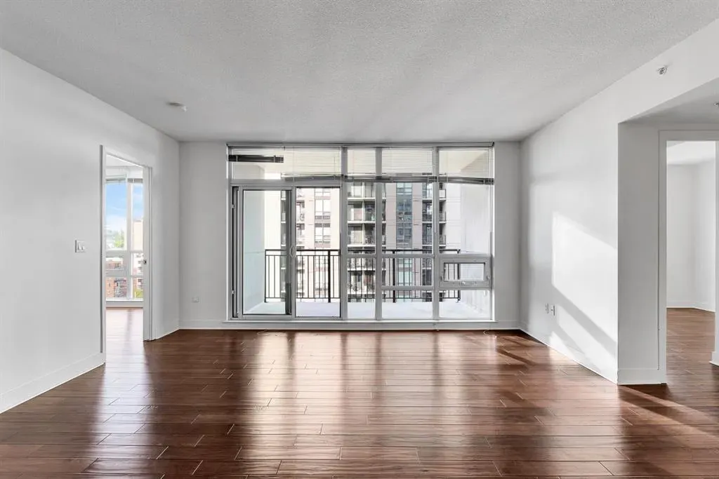 1118 12 Avenue SW, #901