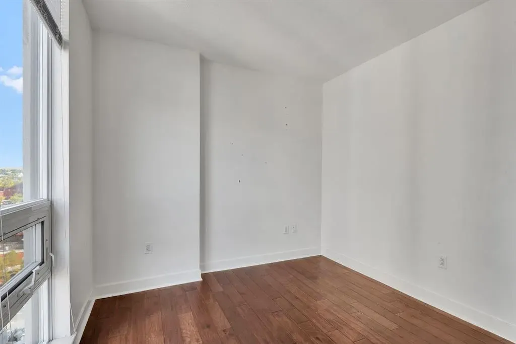 1118 12 Avenue SW, #901