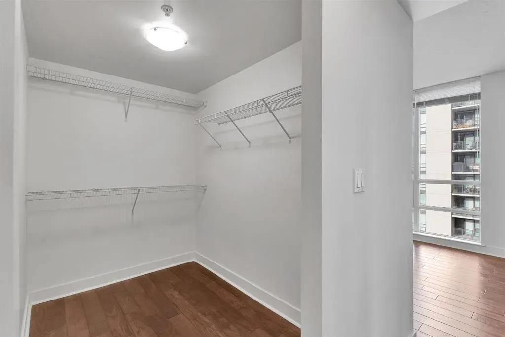 1118 12 Avenue SW, #901