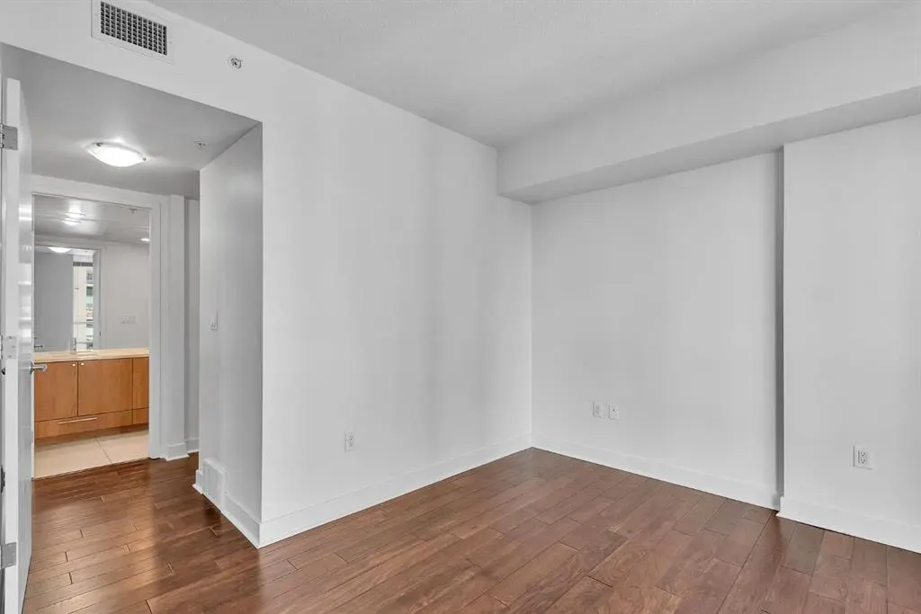 1118 12 Avenue SW, #901
