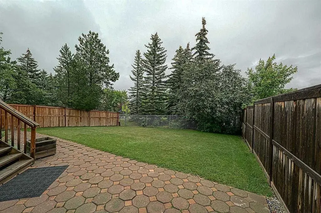 115 Strathaven Circle SW