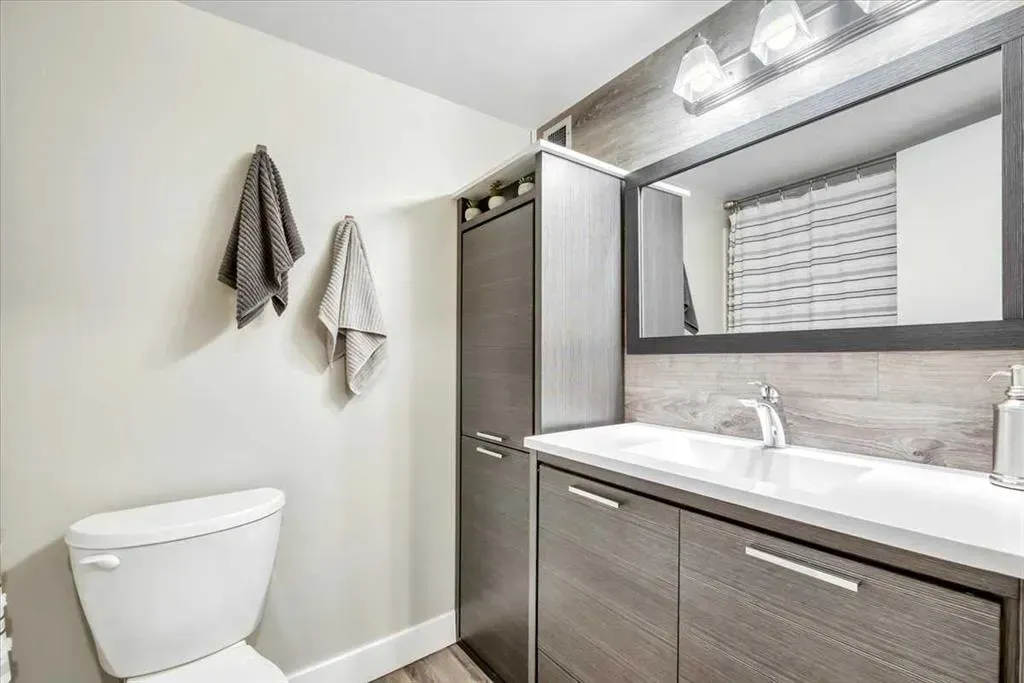 30 Mchugh Court NE, #215