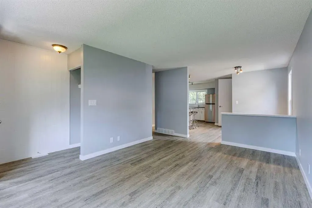 72 Aspen Crescent SE