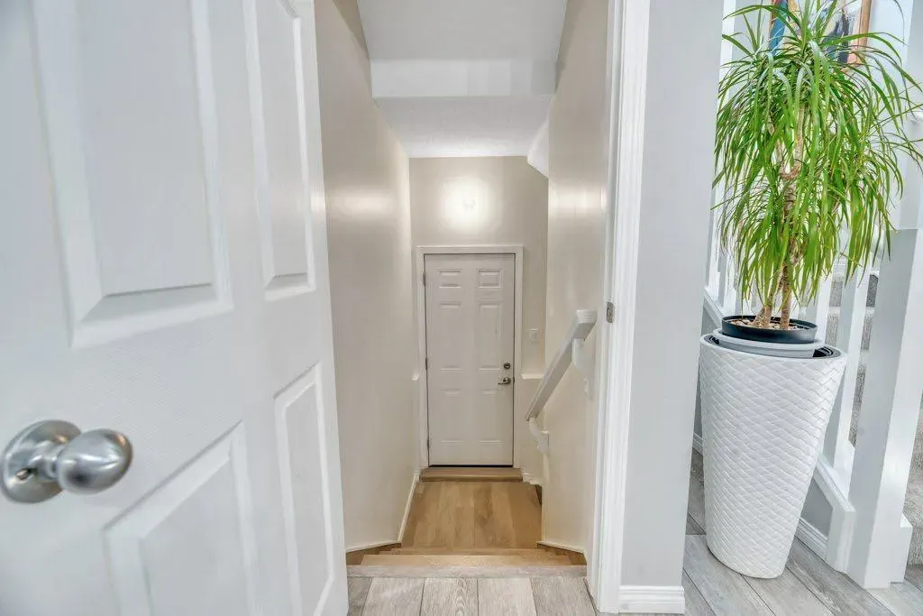 501 CHINOOK GATE Square SW