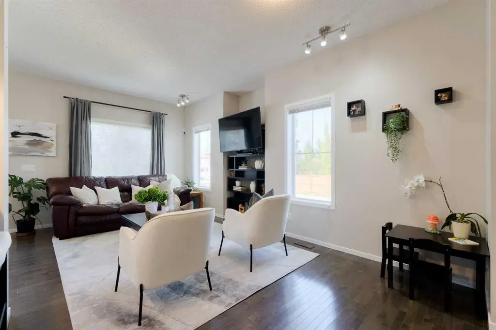 2 River Heights Crescent