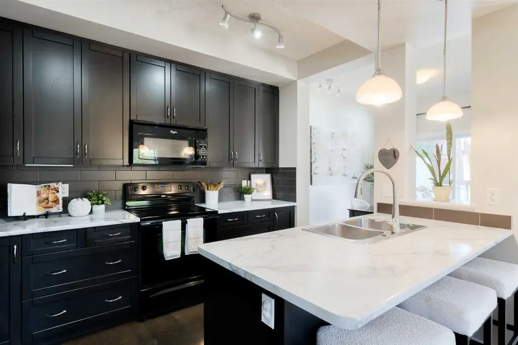 2 River Heights Crescent