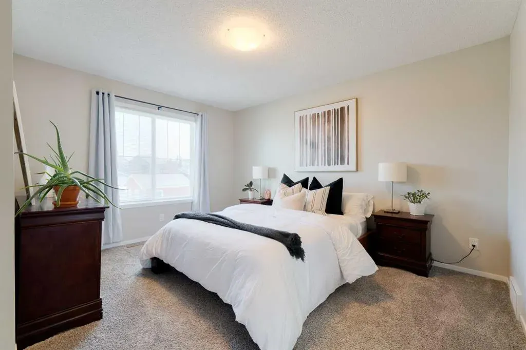 2 River Heights Crescent