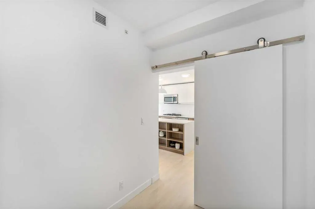 327 9A Street NW, #610