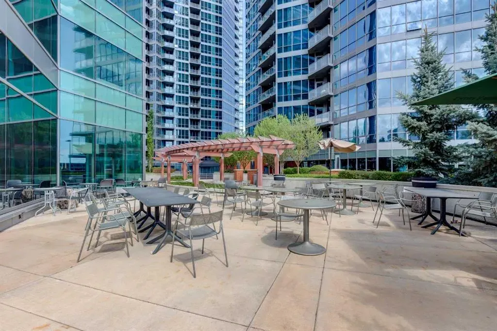 220 12 Avenue SE, #1004