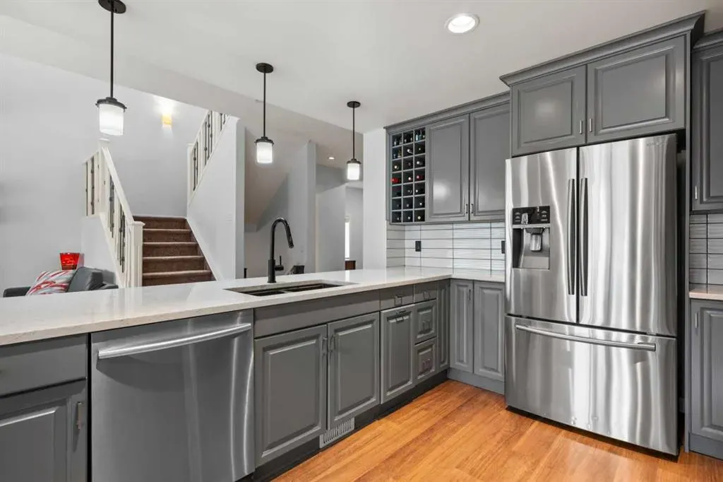 20 Mahogany Heath SE