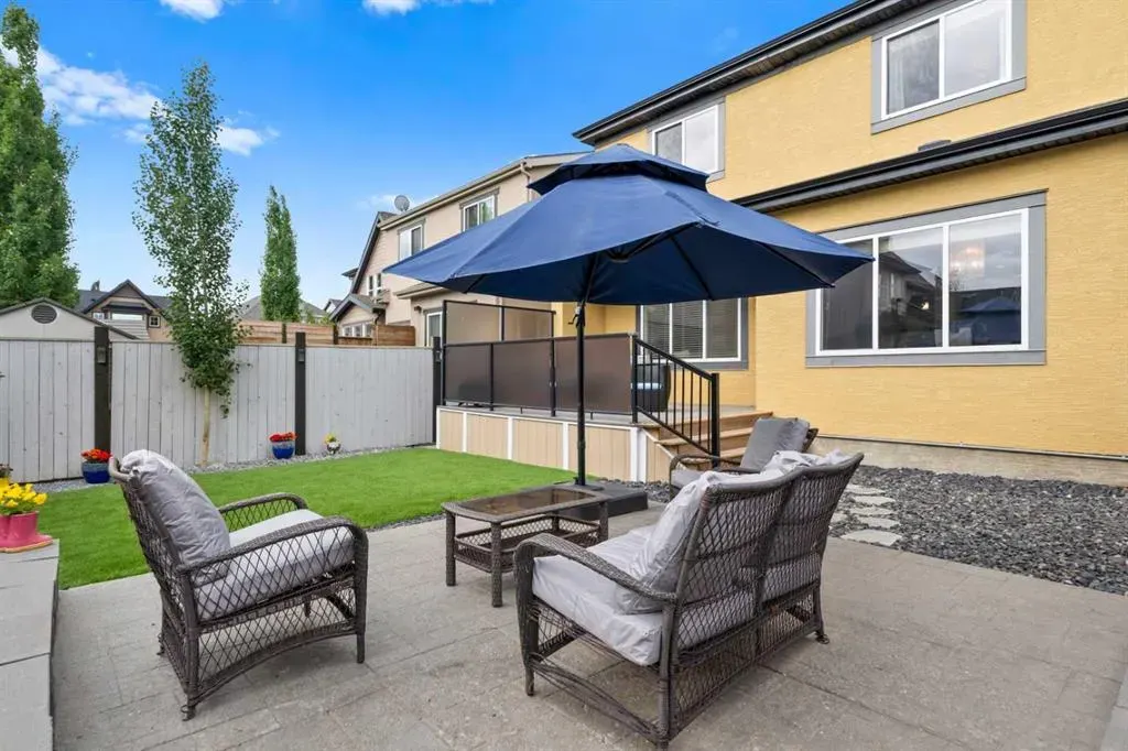 20 Mahogany Heath SE