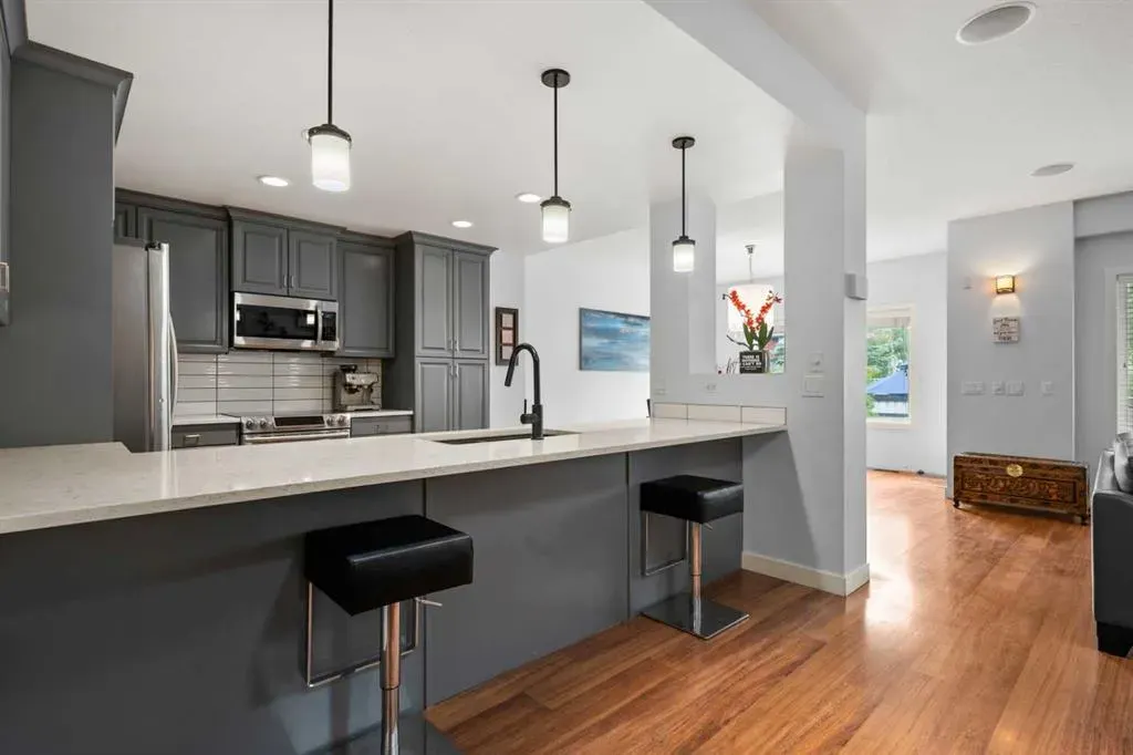 20 Mahogany Heath SE