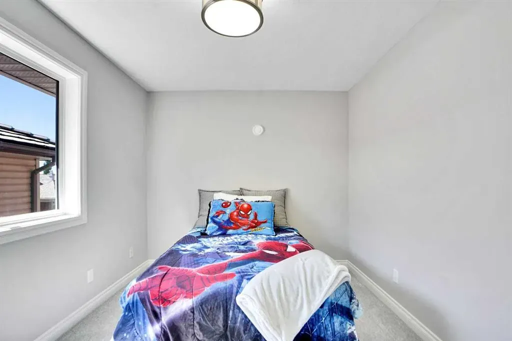 187 Gleneagles View