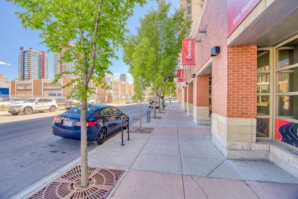 1053 10 Street SW, #1001