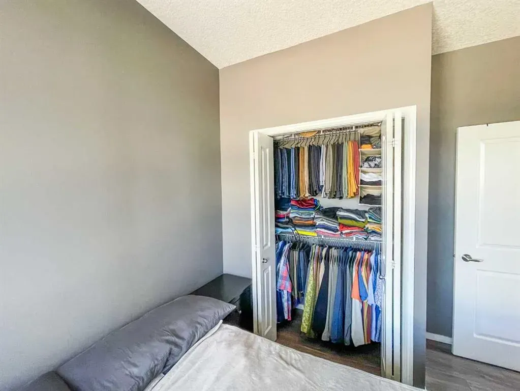 1053 10 Street SW, #1001